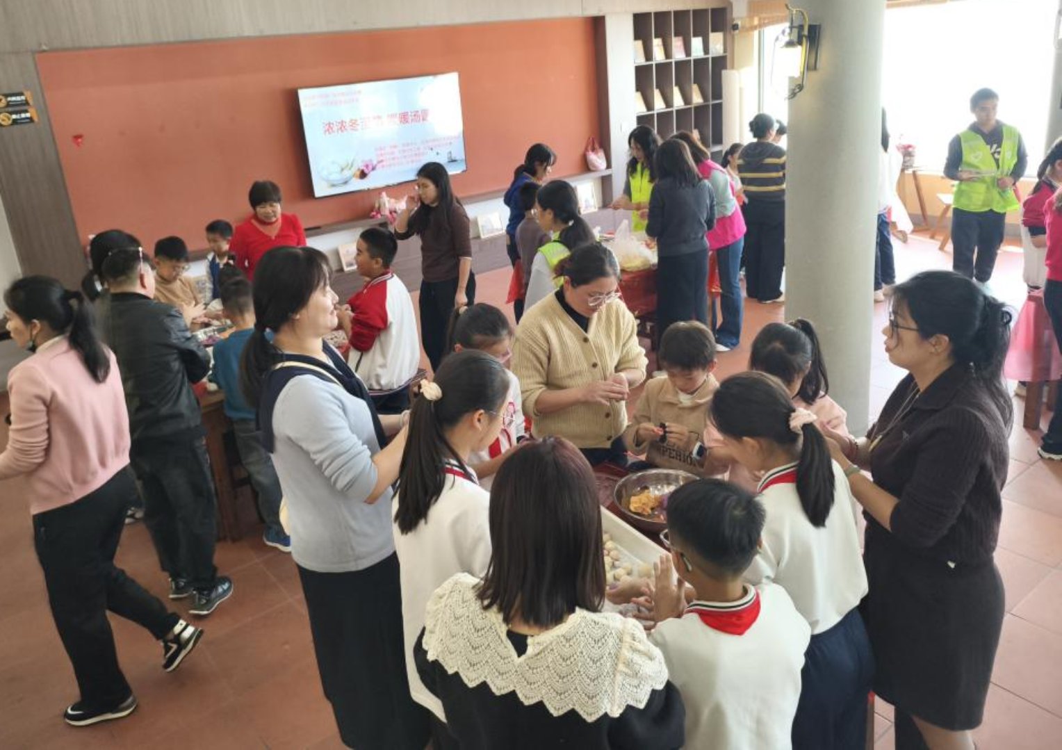 403b12d81781bf6ec901c349bce2d286