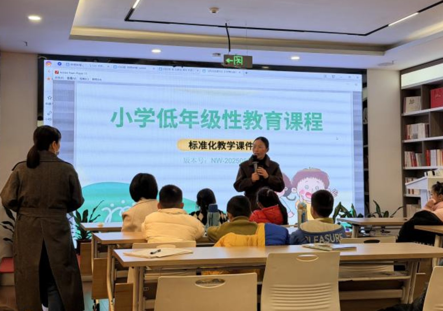 0cc405da7b2a02dfe256ee6a290a4ce9