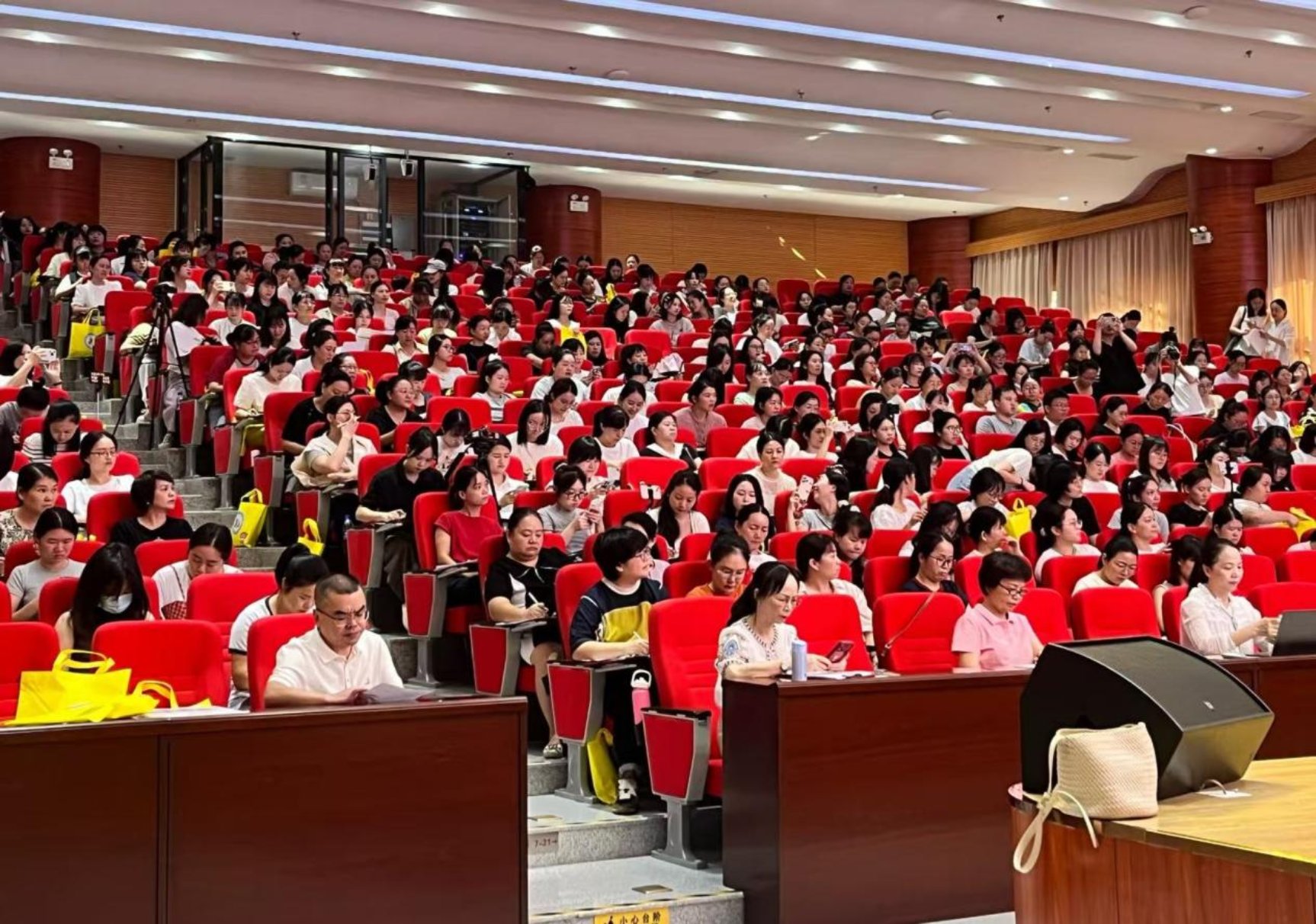 d617dcd5c78f1bbfdb8901dabc522cad